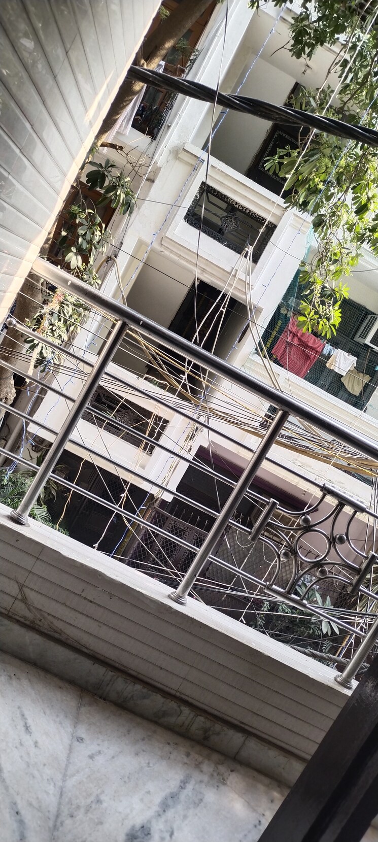 Balcony, mayur vihar phase 1 2 Bedroom 750 Sq.Ft. Builder Floor In Mayur Vihar Phase 1 Delhi 9405238