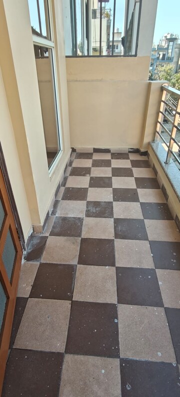 Balcony in 2 BHK Builder Floor at RWA Residential Society Sector 46, Sector 46 – for Rent