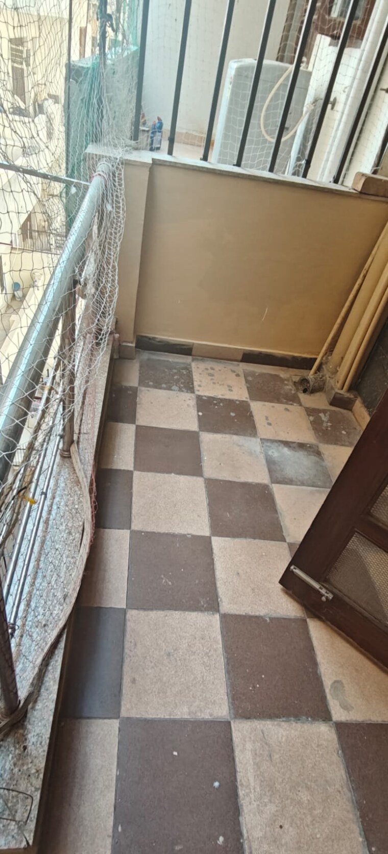 Balcony, rwa-residential-society-sector-46 2 Bedroom 104 Sq.Yd. Builder Floor In Sector 46 Gurgaon 9405234