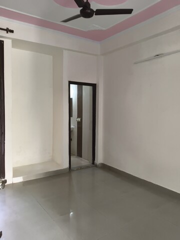 Room in 2 BHK Villa at RWA Apartments Sector 122, Sector 122 – for Rent