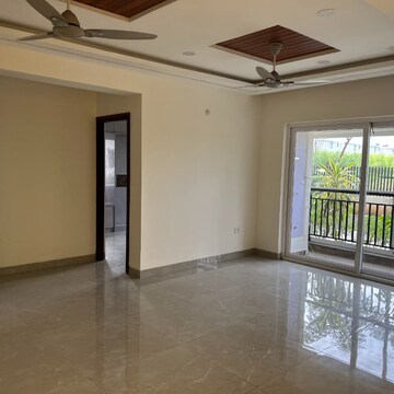 Room in 3 BHK Apartment at Hallmark Vesta, Velmala – for Rent