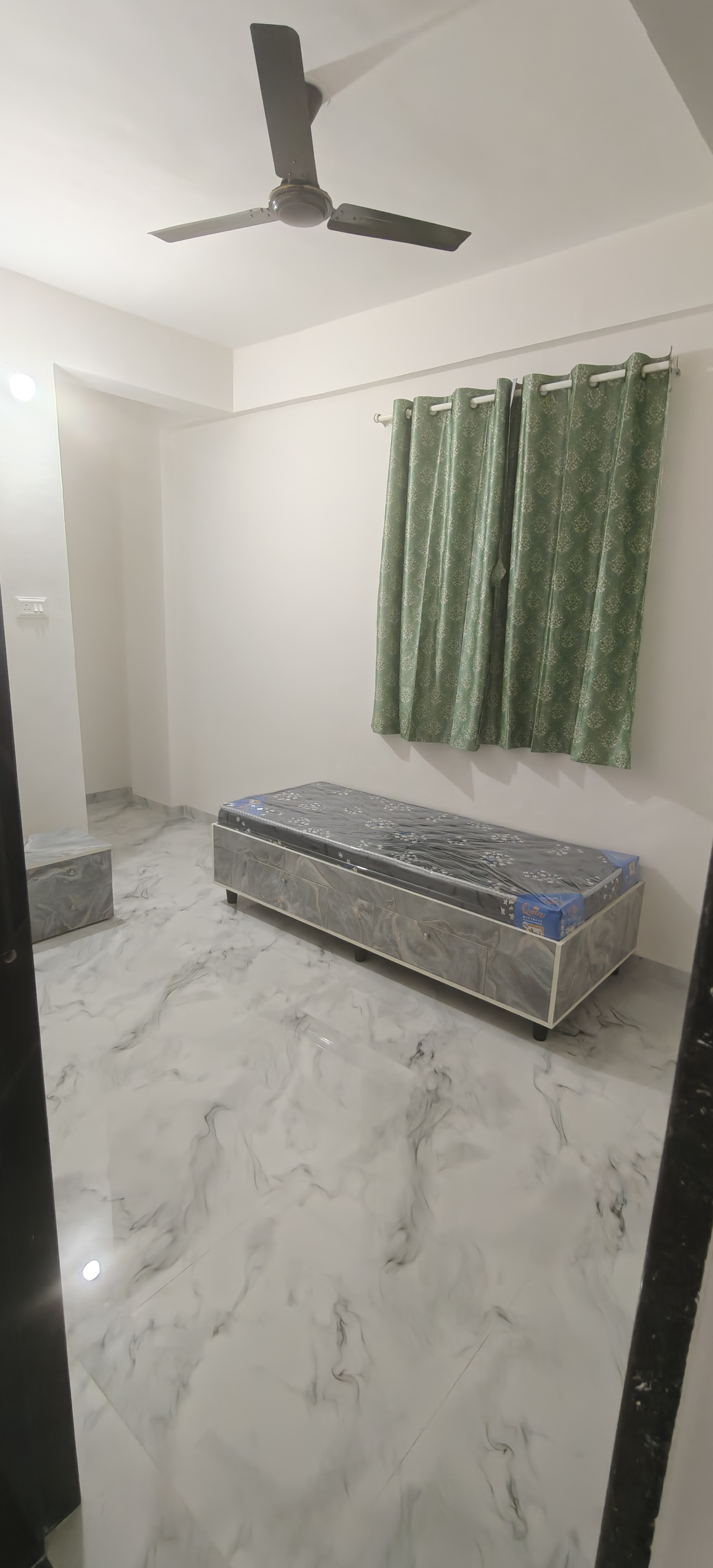 1 BHK Independent House For Rent in Samruddhi Building Gokhal