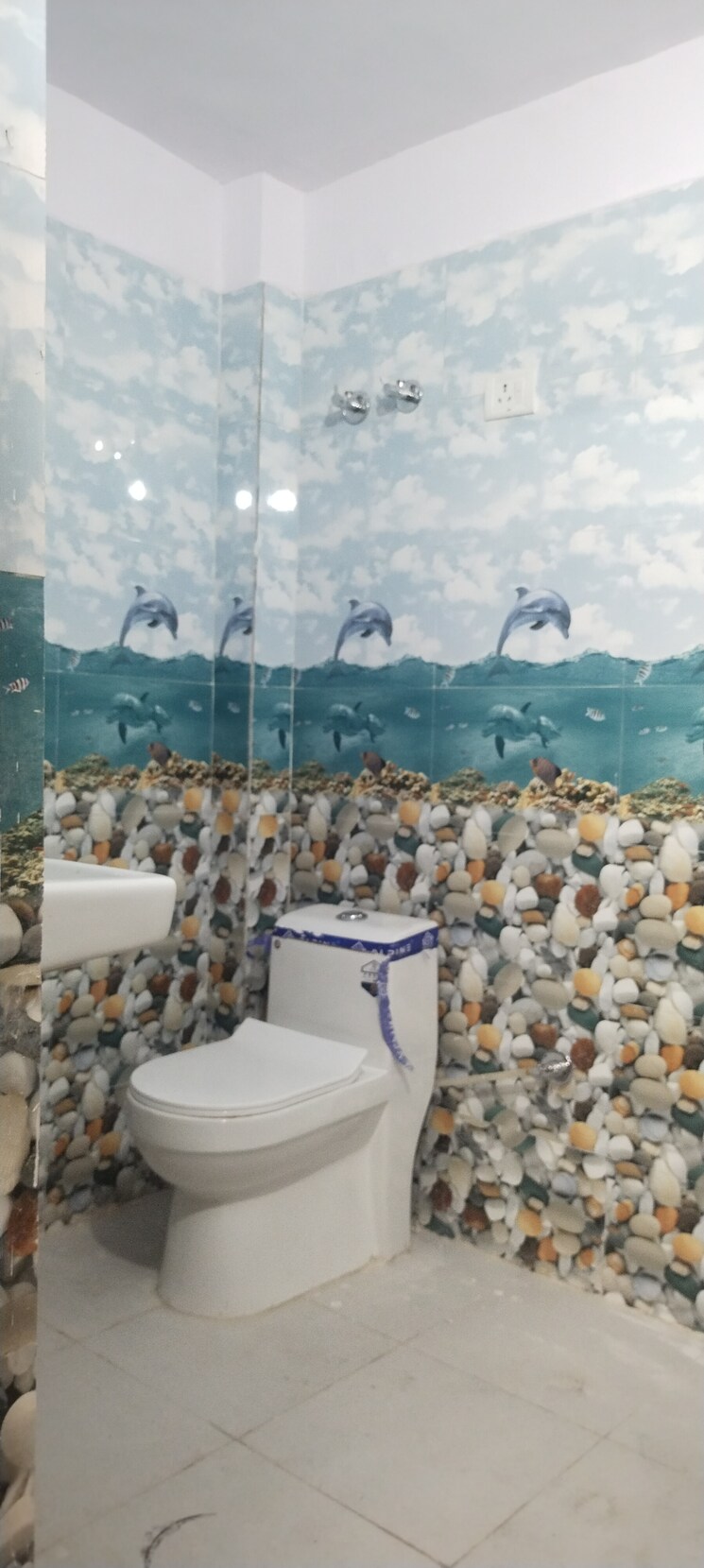 Bathroom, mayur vihar phase 1 2 Bedroom 700 Sq.Ft. Builder Floor In Mayur Vihar Phase 1 Delhi 9405258