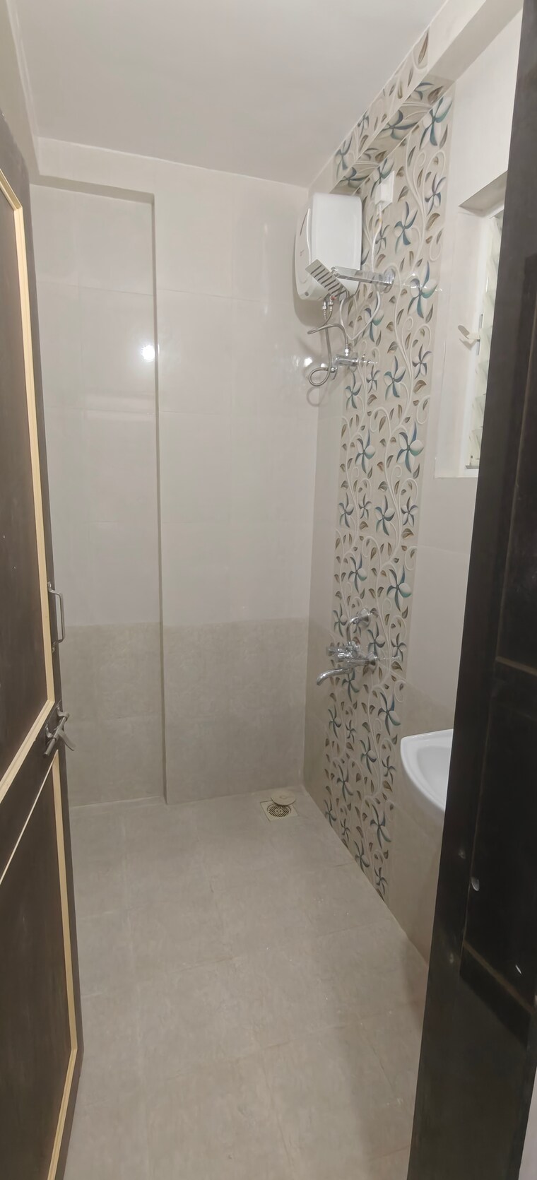 Bathroom, gokhalenagar 1 Bedroom 550 Sq.Ft. Independent House In Gokhalenagar Pune 9405250