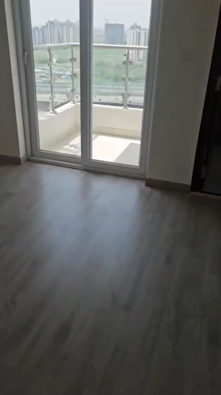 Room, hero-homes-gurgaon 2 Bedroom 1150 Sq.Ft. Apartment In Sector 104 Gurgaon 9405261