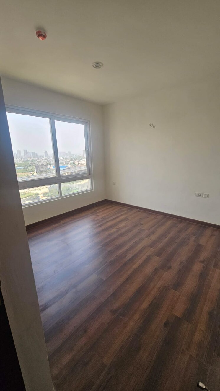 Room, hero-homes-gurgaon 2 Bedroom 1150 Sq.Ft. Apartment In Sector 104 Gurgaon 9405261