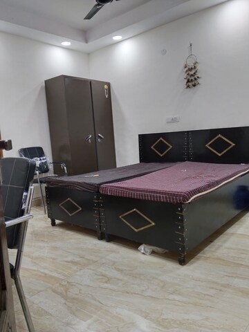 Master Bedroom in 3 BHK Builder Floor at Old Rajinder Nagar – for Rent