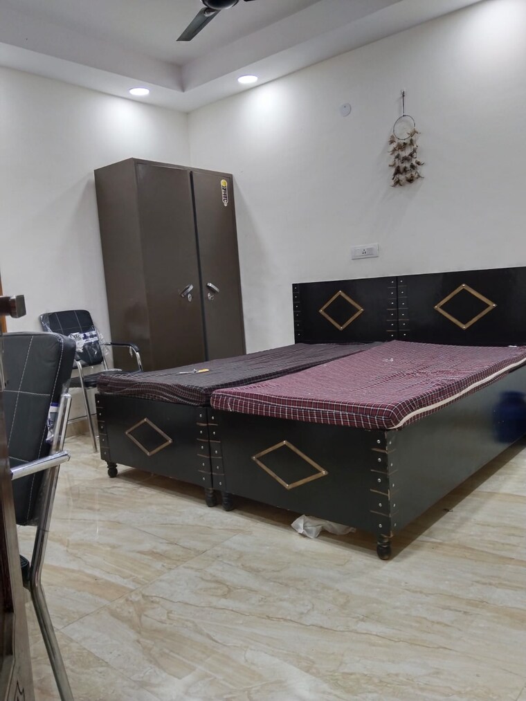 Master Bedroom, old rajinder nagar 3 Bedroom 900 Sq.Ft. Builder Floor In Old Rajinder Nagar Delhi 9405271