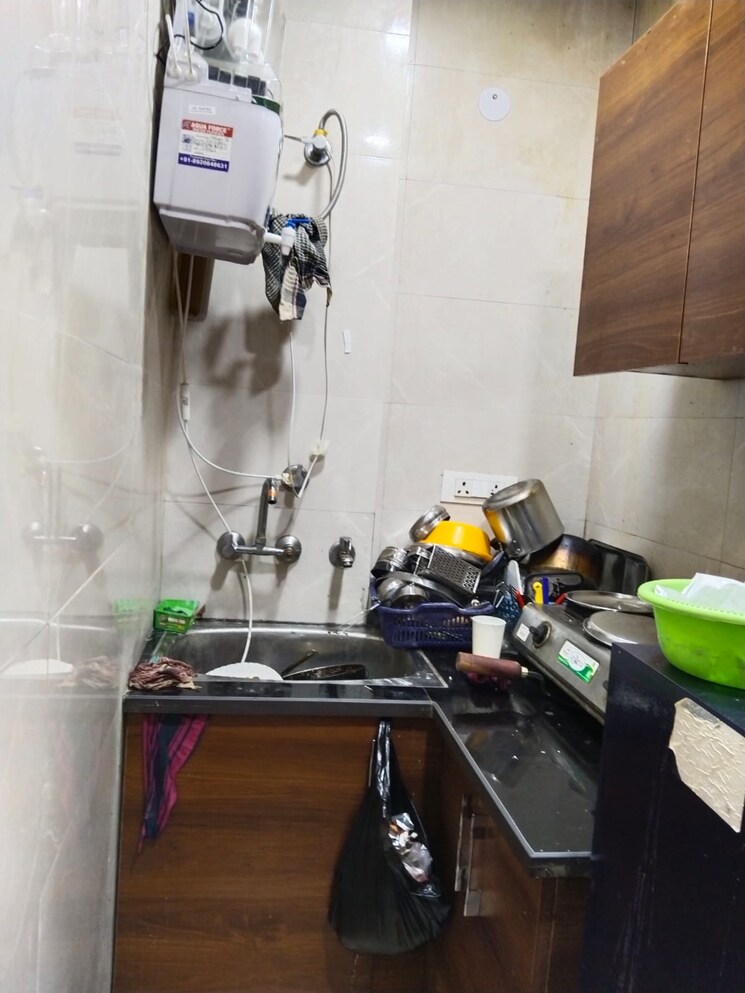 Master Bedroom, old rajinder nagar 3 Bedroom 900 Sq.Ft. Builder Floor In Old Rajinder Nagar Delhi 9405271