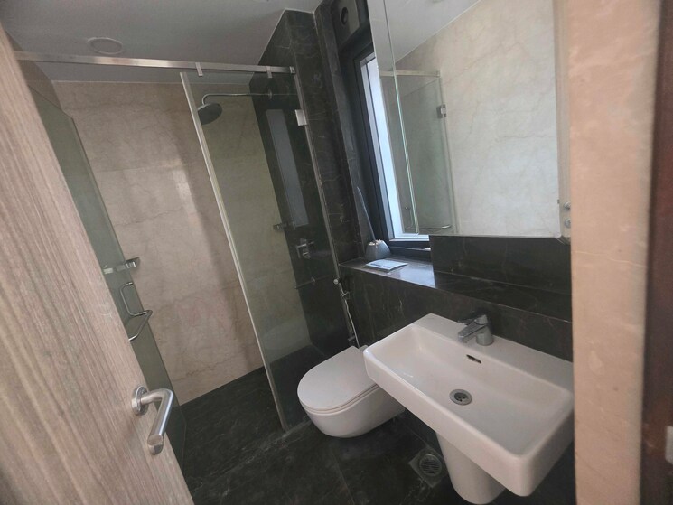 Team Area, lodha-the-park 2 Bedroom 890 Sq.Ft. Apartment In Worli Mumbai 9405273