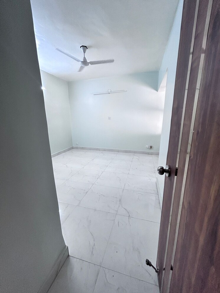 Room, vasant kunj 2 Bedroom 1350 Sq.Ft. Apartment In Vasant Kunj Delhi 9405291