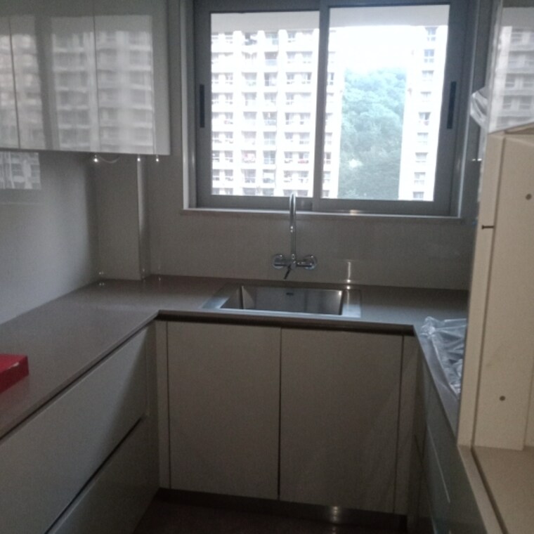 Kitchen, hiranandani-regent-hill 1 Bedroom 379 Sq.Ft. Apartment In Powai Mumbai 9405298