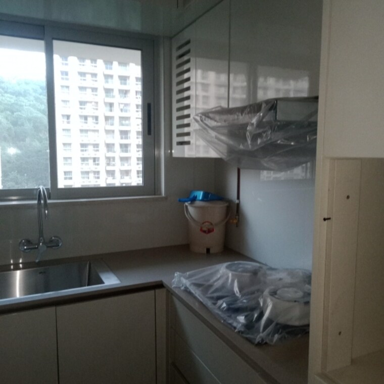 Kitchen, hiranandani-regent-hill 1 Bedroom 379 Sq.Ft. Apartment In Powai Mumbai 9405298