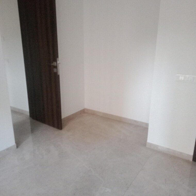 Room, hiranandani-regent-hill 1 Bedroom 379 Sq.Ft. Apartment In Powai Mumbai 9405298