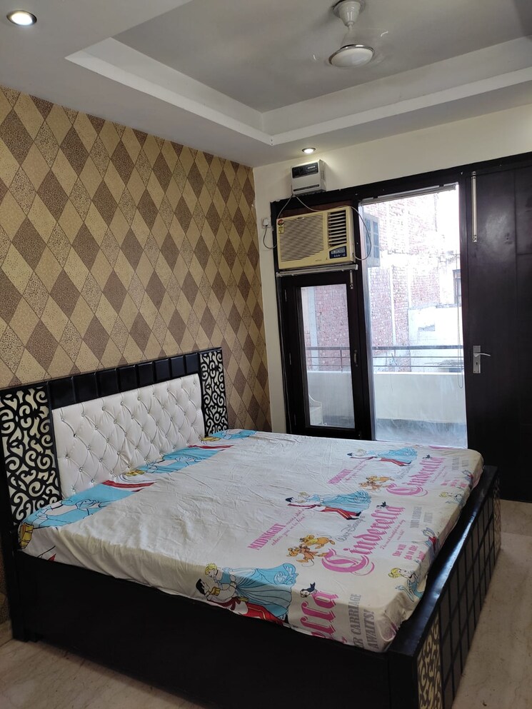 Bedroom, palam-vihar-residents-association 3 Bedroom 204 Sq.Yd. Builder Floor In Palam Vihar Gurgaon 9405290