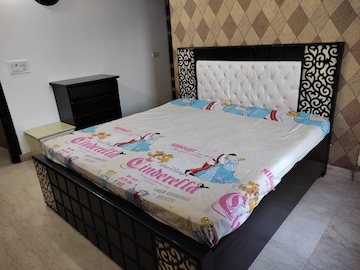 Bedroom in 3 BHK Builder Floor at Palam Vihar Residents Association, Palam Vihar – for Rent