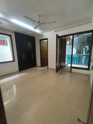 Room in 1 BHK Builder Floor at Lajpat Nagar ii – for Rent
