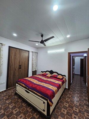 1 BHK Builder Floor For Rent in Lajpat Nagar ii