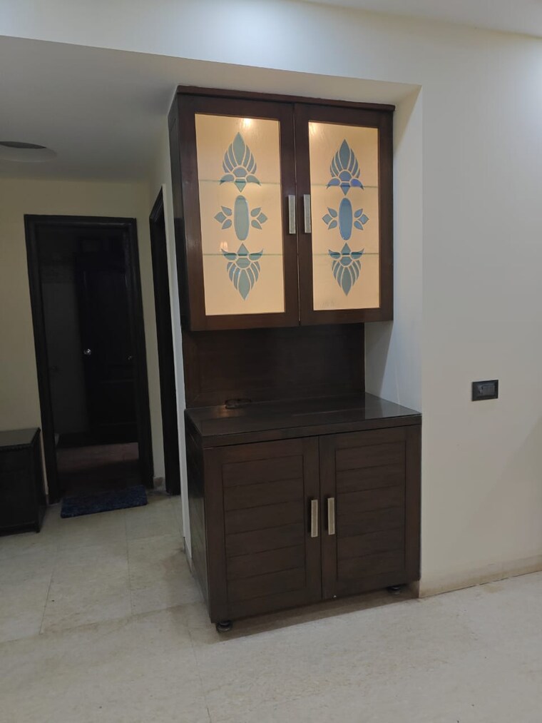 Room, emerald-green 4 Bedroom 2950 Sq.Ft. Apartment In Sector 52 Gurgaon 9405304