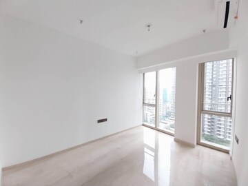 2 BHK Apartment For Rent in Lodha The Park, Worli