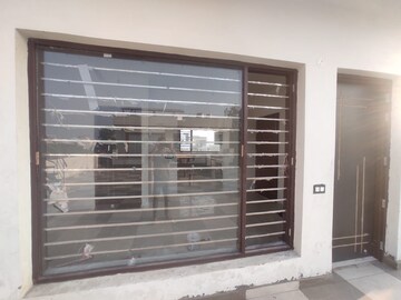 Room in 2 BHK Builder Floor at GMADA Eco City, North Mullanpur – for Rent