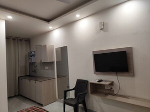 Studio Builder Floor For Rent in Sector 40