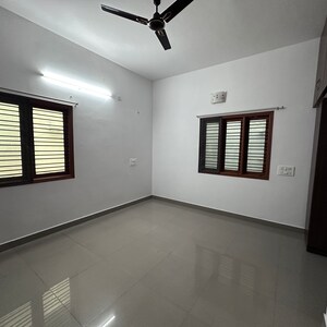 Room in 3 BHK Independent House at Padmanabha Nagar – for Rent