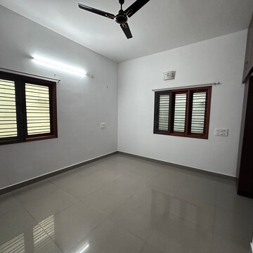 Room in 3 BHK Independent House at Padmanabha Nagar – for Rent