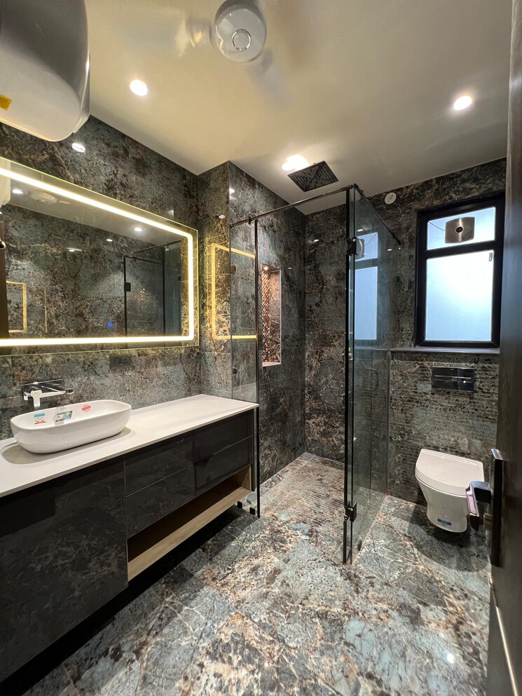 Attached Bathroom, dlf-the-crest 3 Bedroom 3511 Sq.Ft. Apartment In Sector 54 Gurgaon 9405334