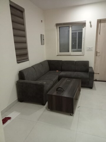 Living Room in 2 BHK Builder Floor at Sector 40 – for Rent