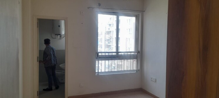 Room, emaar-palm-gardens 3 Bedroom 1900 Sq.Ft. Apartment In Sector 83 Gurgaon 9405348