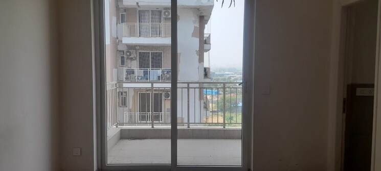 Room, emaar-palm-gardens 3 Bedroom 1900 Sq.Ft. Apartment In Sector 83 Gurgaon 9405348