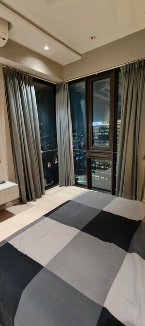 2 BHK Apartment For Rent in Lodha World View, Worli