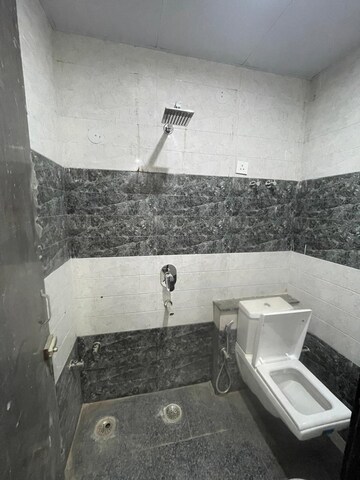Bathroom in 2 BHK Builder Floor at Sector 52 – for Rent