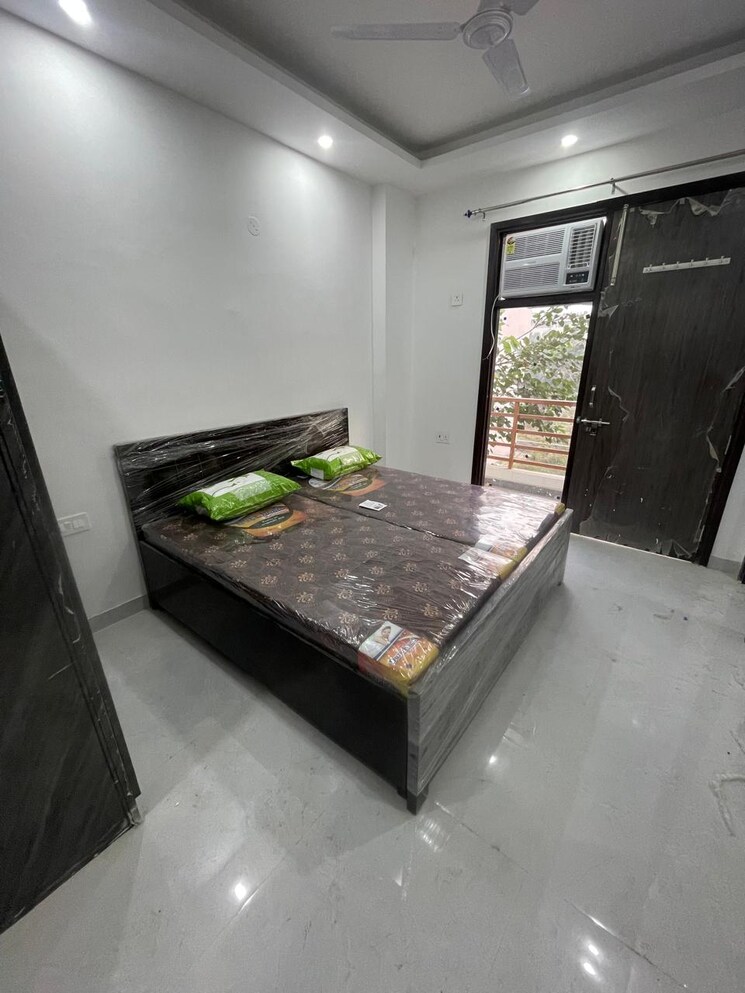 Kitchen, sector 52 2 Bedroom 1284 Sq.Ft. Builder Floor In Sector 52 Gurgaon 9405345