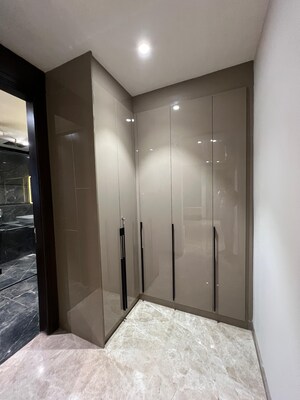 Building Lobby in 4 BHK Penthouse at DLF The Crest, Sector 54 – for Sale