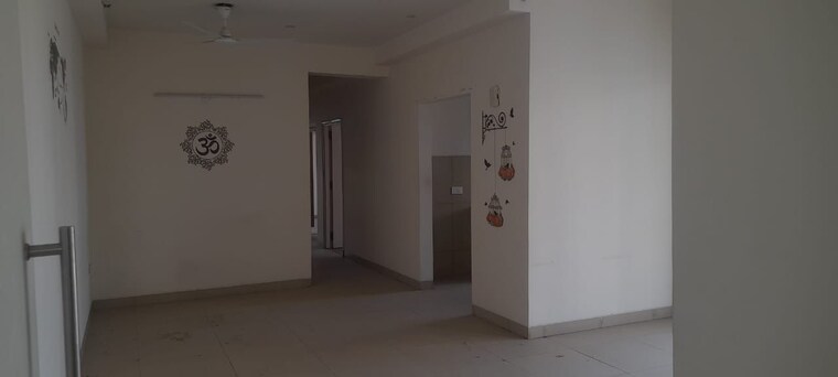 Room, emaar-palm-gardens 3.5 Bedroom 1950 Sq.Ft. Apartment In Sector 83 Gurgaon 9405378