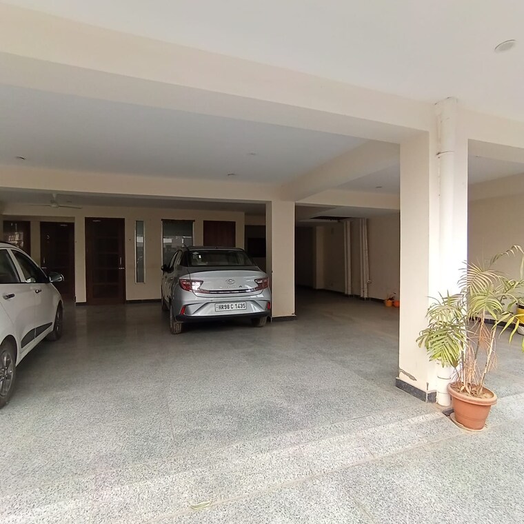  Parking, sector 46 2 Bedroom 1391 Sq.Ft. Builder Floor In Sector 46 Gurgaon 9405361