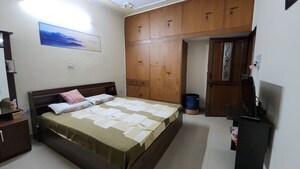 Bedroom in 3 BHK Builder Floor at Sector 41 – for Rent