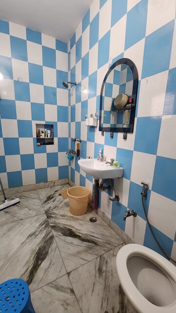 Bathroom in 3 BHK Builder Floor at Sector 41 – for Rent