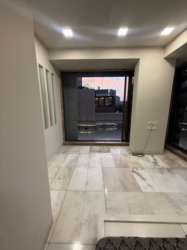 Room, joanna-villa 4 Bedroom 1800 Sq.Ft. Apartment In Bandra West Mumbai 9405379