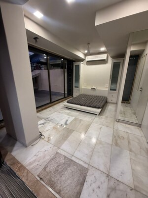 Bathroom in 4 BHK Apartment at Joanna Villa, Bandra West – for Rent