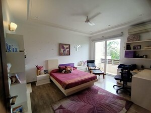 Bedroom in 2 BHK Builder Floor at Lajpat Nagar ii – for Rent