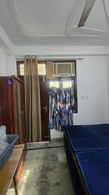 Bedroom in 1 BHK Builder Floor at Saket – for Rent