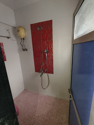 Furnished Amenities in 1 BHK Apartment at Mahavir Kalpavruksha, Ghodbunder Road – for Sale