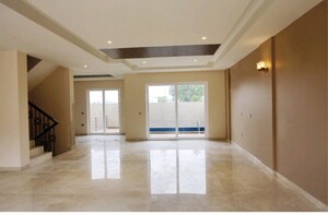 Room in 4 BHK Villa at Bptp Visionnaire Villas, Sector 70a – for Sale