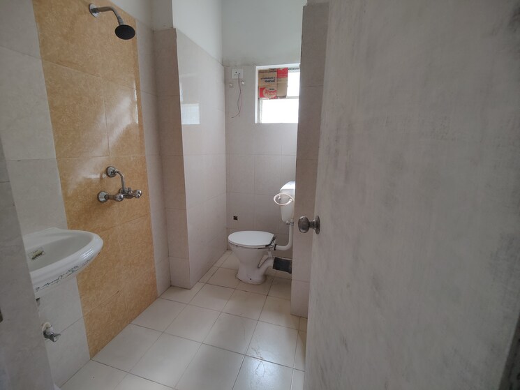 Attached Bathroom, dagapur 3 Bedroom 1585 Sq.Ft. Apartment In Dagapur Siliguri 9405451