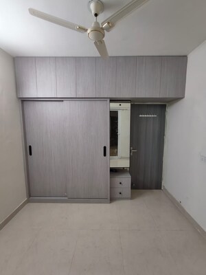 Room in 2.5 BHK Apartment at ROF Alante, Sector 108 – for Rent