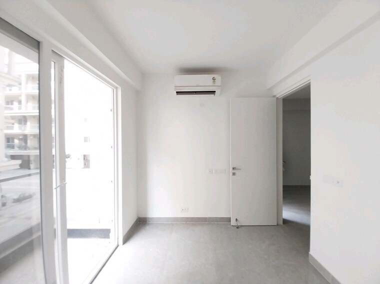 Room, signature-global-city-92 3 Bedroom 1386 Sq.Ft. Apartment In Sector 92 Gurgaon 9356276