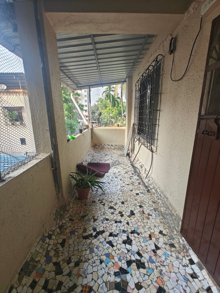 Balcony, new-palm-beach-chs 2.5 Bedroom 1250 Sq.Ft. Apartment In Nerul Sector 4 Navi Mumbai 9405505